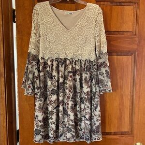 Chic Lace and Paisley Long Sleeve Dress